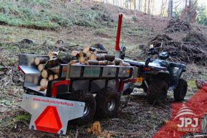 trailer behind quad